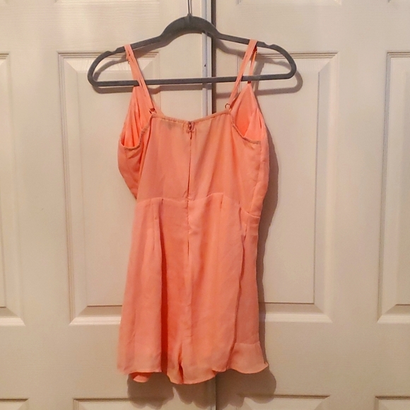 Romper - Picture 5 of 6